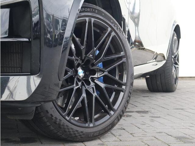 BMW X5 M Competition / Bowers & Wilkins / Soft Close / Stoelventilatie / Skylounge Panoramadak / Trekhaak / 22'' /