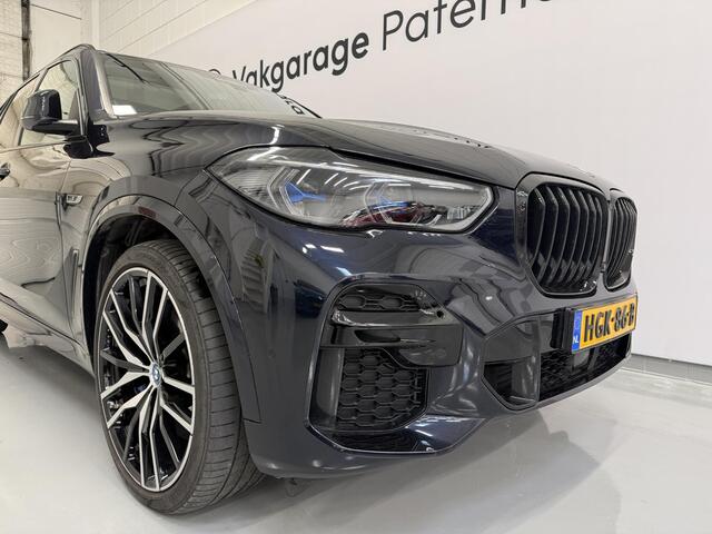 BMW X5 xDrive45e M-Sport Pano / 22 inch / HUD / 360 / Laser / Trekhaak / Vol!