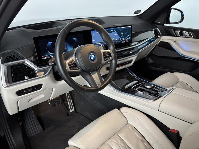 BMW X5 xDrive50e | M-Sport Pro | Trekhaak | Panoramadak | Individual bekleding |