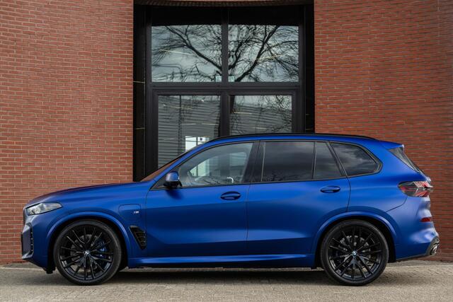 BMW X5 xDrive50e M-Sport Pro M-Seats Sky Individual Lack