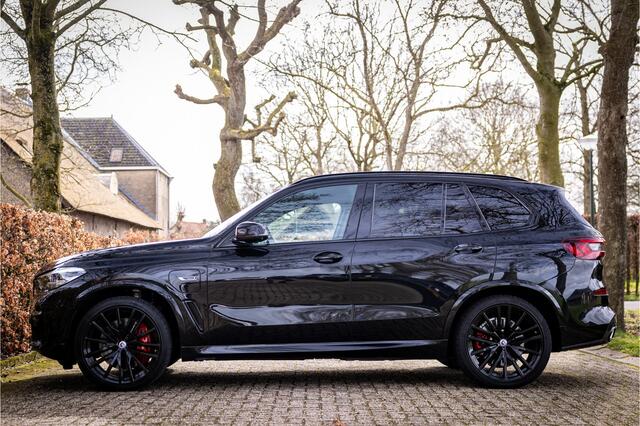 BMW X5 xDrive45e M Sport 22" Crafted Clarity Panorama Trekhaak