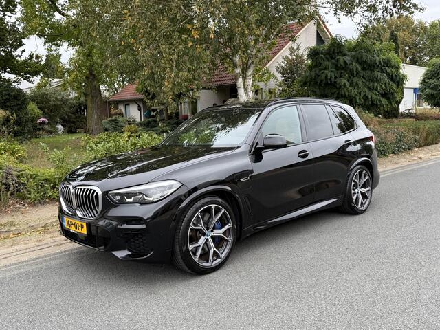 BMW X5 xDrive45e M-Sport 394PK Panoo360camoLucht
