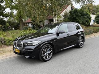 bmw-x5-xdrive45e-m-sport-394pk-pano