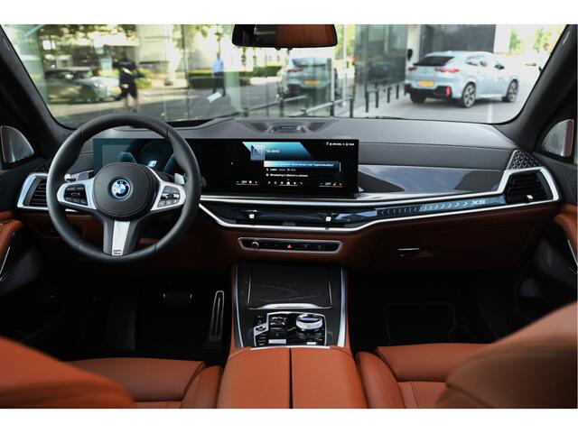 BMW X5 xDrive50e High Executive M Sport Automaat / Panoramadak Sky Lounge / Trekhaak / Comfortstoelen / Comfort Access / Soft-Close / Massagestoelen / Bowers & Wilkins