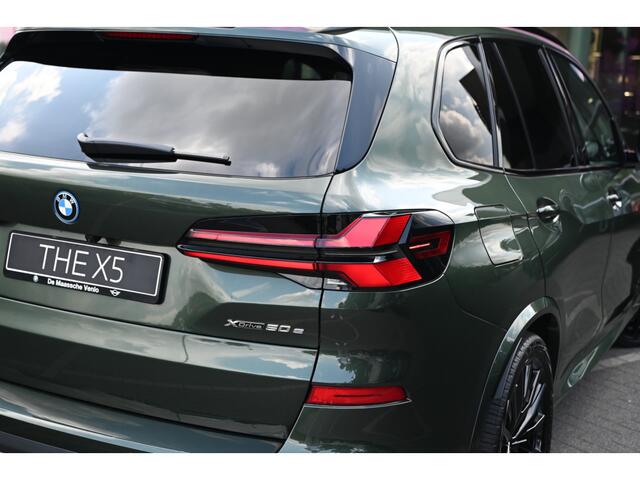 BMW X5 xDrive50e High Executive M Sport Automaat / Panoramadak Sky Lounge / Trekhaak / Comfortstoelen / Comfort Access / Soft-Close / Massagestoelen / Bowers & Wilkins