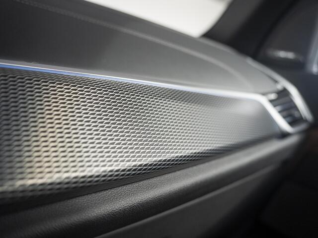 BMW X5 xDrive45e | High Executive | M Sportpakket | Comfort Access | Harman Kardon | Luchtvering | Panoramadak | Stoelverwarming | Head-Up Display