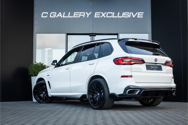 BMW X5 xDrive45e High Executive - M Sport | Panorama | Memory | Luchtvering | ACC