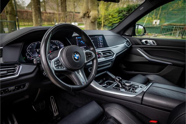 BMW X5 xDrive45e M Sport Sky Lounge Laser Soft Close 22" Vierwielbesturing Harman Kardon