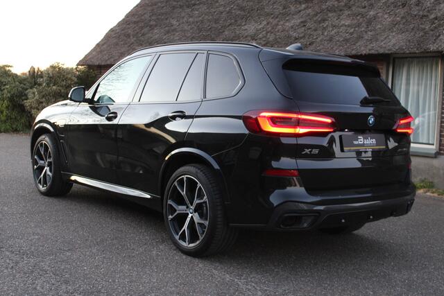 BMW X5 xDrive45e High Executive PHEV M-SPORT PANO NAVI LEER LASER 100.000KM!!!