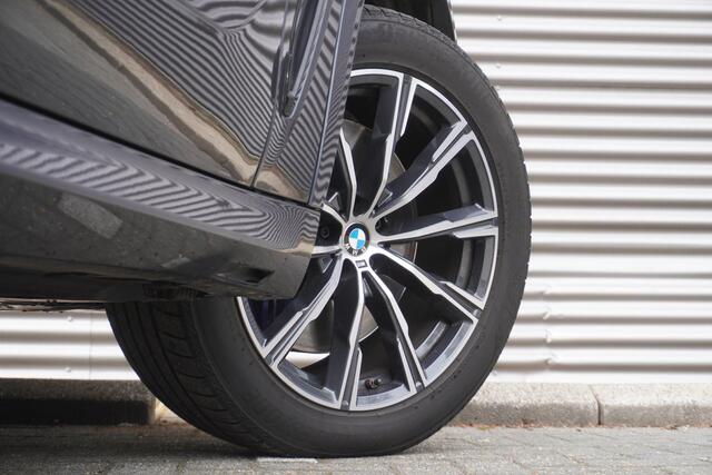 BMW X5 xDrive40i M Sportpakket | Integral Active Steering | Glazen panoramadak | HIFI System Harman Kardon | BMW Head-Up Display | BMW Laserlight