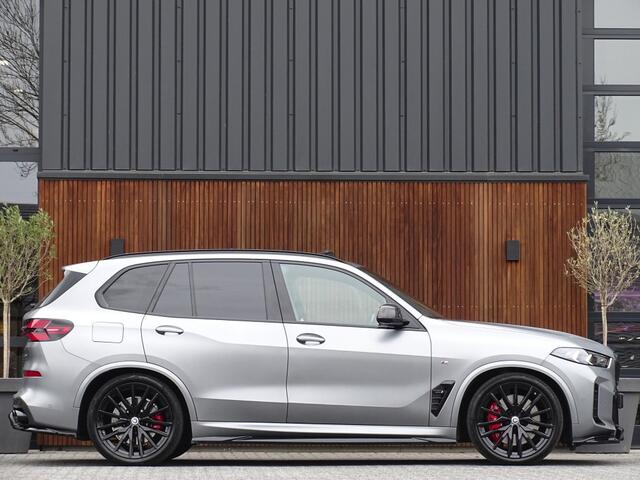 BMW X5 50e 490PK X-Drive M- Individual / Frozen Grey / Carbon