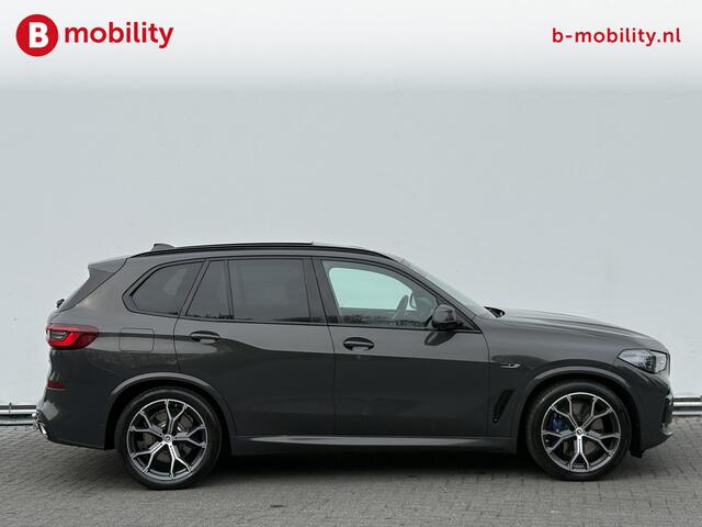 BMW X5 xDrive45e High Executive M-Sport *Dravitgrau Laser Trekhaak 2700kg | Soft Close | Panoramadak Sky Lounge | Head-Up | 360 Camera
