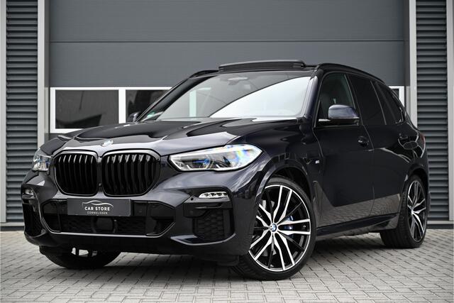 BMW X5 xDrive40i M-SPORT / PANO / BOWERS & WILKINS / LASER / SOFTCLOSE / HUD / COMFORTSTOELEN / TREKHAAK / 22"