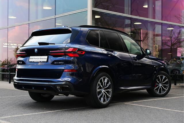 BMW X5 xDrive50e High Executive M Sport Automaat / Trekhaak / Panoramadak / Comfortstoelen / Comfort Access / Harman Kardon / Parking Assistant Professional