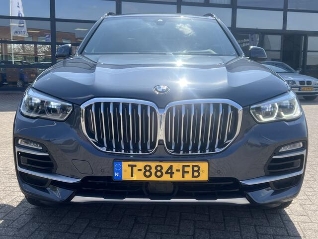 BMW X5 xDrive30d High Executive X-Line Luchtvering Tartufo Individual leder Trekhaak 3500 kg Panoramadak Laser Koplampen Head-Up Display Harman Kardon Audio Rondzicht Camera Vol Opties Lage Kilometerstand