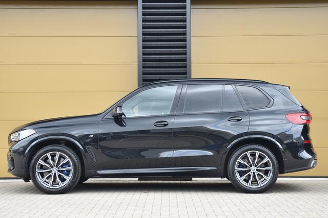 BMW X5 xDrive40i High Executive * M-Sport * Comfortstoelen * Laser * Harman / Kardon * Trekhaak *