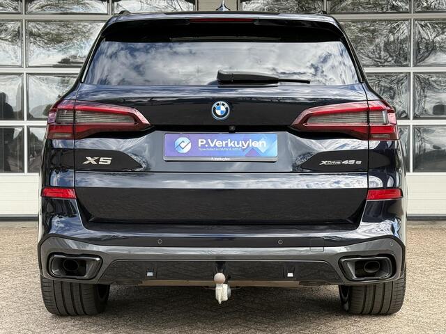 BMW X5 xDrive45e M SPORT | 22 INCH | TREKHAAK | CAMERA | HEAD UP | SOFT CLOSE | APPLE CARPLAY |