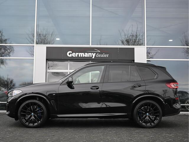 BMW X5 xDrive45e 394pk M-Sportpakket Lucht Pano 22-Inch Comf-Zetels Camera M-Rem Head-Up Tr-Haak
