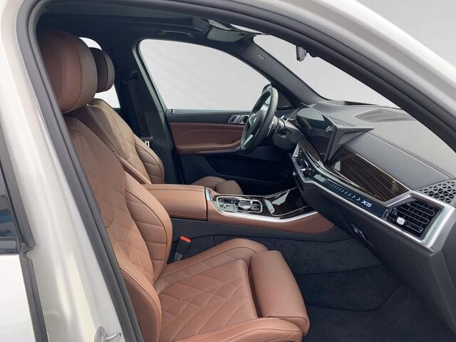 BMW X5 xDrive50e M-Sport 489 PK Panoramadak Trekhaak 360 Camera Soft Close Harman Kardon