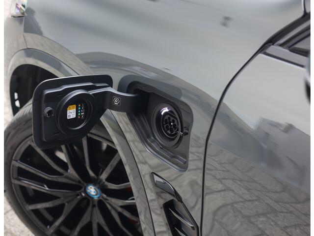 BMW X5 50e xDrive | Pano - Trekhaak - HUD