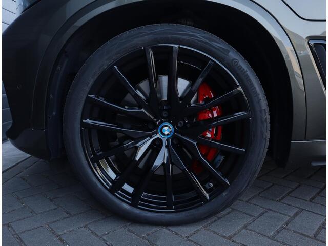 BMW X5 xDrive45e M Sport High Executive | Panoramadak | Laser | ACC | Comfort Stoelen | 22 Inch | Stuurverwarming | Stoelkoeling