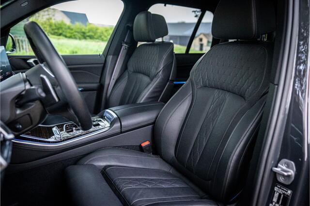 BMW X5 xDrive50e M Sport Pro Dravitgrau Individual Sky Lounge Soft Close Vierwielbesturing