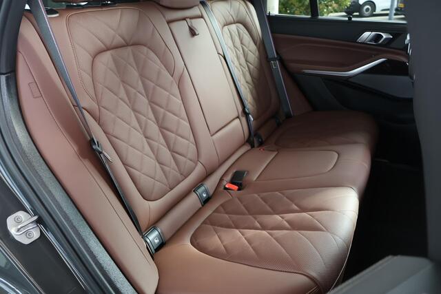 BMW X5 xDrive50e | M Sport Pro | Panorama Dak | Massagestoelen | Trekhaak