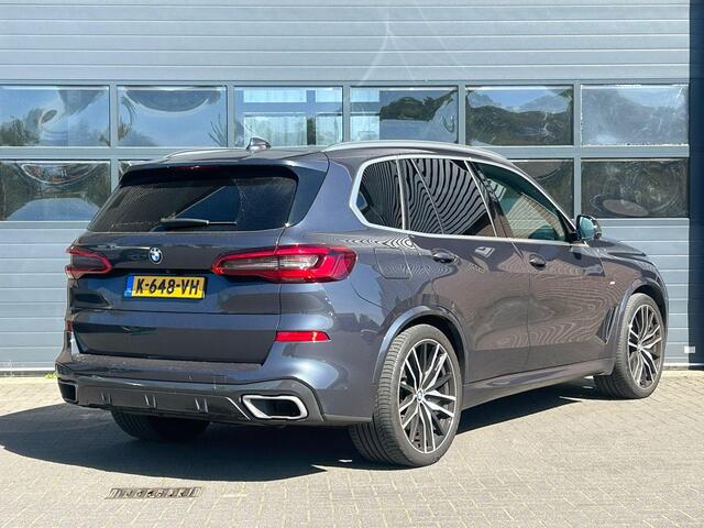 BMW X5 XDRIVE40I HIGH EXECUTIVE I M-SPORT I SCHUIF/KANTELDAK I STANDKACHEL I LUCHTVERING I 360° CAMERA