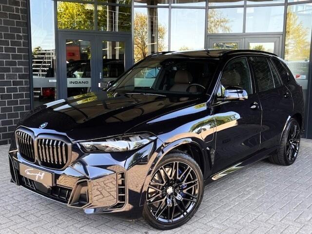 BMW X5 XDRIVE50E M-SPORT - PANO - SKY LOUNGE - LUCHTV. - TREKH.
