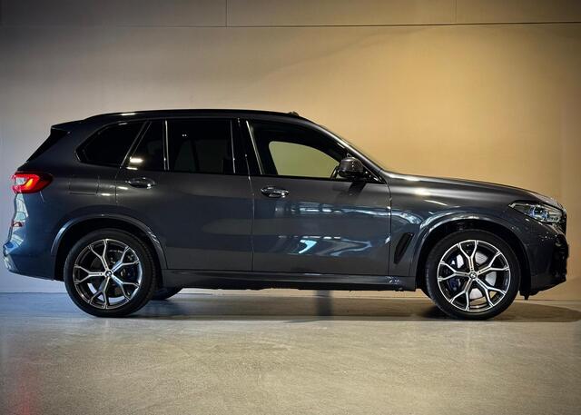 BMW X5 xDrive45e High Executive |Pano |Achterasbesturing |Luchtvering |HUD |Sky Lounge |H&K |360° |Verkoel./Verwarm. stoelen&bekerhouders |Sfeer