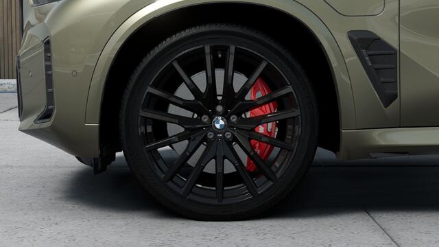 BMW X5 xDrive50e M Sport Automaat / Panoramadak Sky Lounge / Trekhaak / Massagefunctie / Soft-Close / Parking Assistant Professional / Active Steering