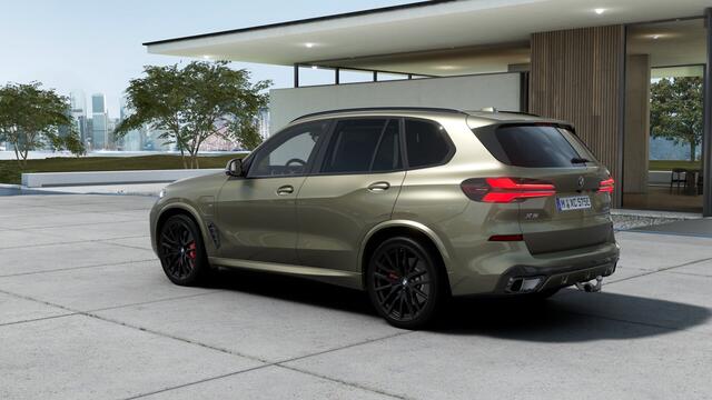 BMW X5 xDrive50e M Sport Automaat / Panoramadak / Trekhaak / Massagefunctie / Soft-Close / Comfortstoelen / Parking Assistant Professional / Active Steering