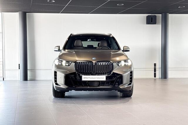 BMW X5 xDrive50e | M Sport Pro | Glazen Panoramadak | Stoelventilatie | Harman Kardon | Soft-close | Trekhaak |