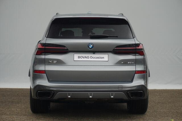 BMW X5 xDrive50e M Sport Pro / Trekhaak / Soft-Close / Comfortstoelen / Driving Assistant Professional / Head-up / Harman Kardon / 21 Inch / Dodehoek detectie
