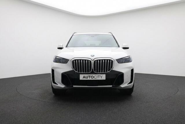 BMW X5 50 e xDrive M Sport Pano l Trekhaak l HUD l 360 l Drive ASSISTAN