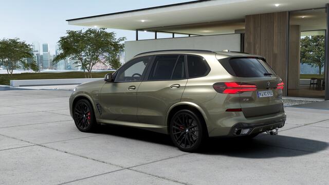 BMW X5 xDrive50e M Sport Automaat / Panoramadak / Trekhaak / Comfortstoelen / Soft-Close / Massagefunctie / Adaptieve LED / Active Steering