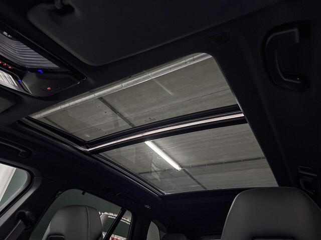 BMW X5 xDrive50e | M-Sport Pro | Harman/Kardon | Panoramadak | Soft-Close | Driving Assistant Professional | Parking Assistant professional | Voor en Achter Stoelverwarming | Stoelventilatie |