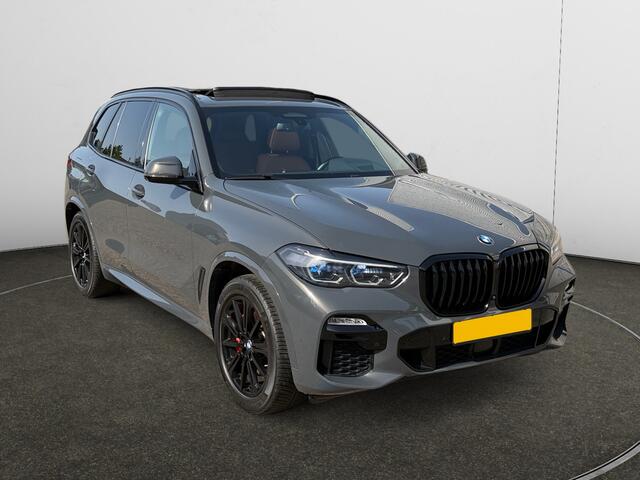 BMW X5 xDrive45e M Sport- Dravitgrau, Laser led, Stoelmassage, Head Up, Stoelventilatie, Stuur/Stoelverwarming, 360 Camera