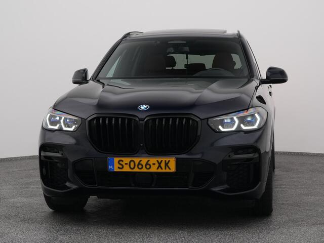 BMW X5 xDrive45e High Executive M-Sport | PANO | 360° | HUD | H&K | LUCHTVERING | STOELMASSAGE. | STOELVENT. | STOEL- EN STUURVERW. | TREKHAAK