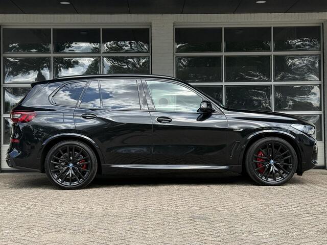 BMW X5 xDrive45e M SPORT | LASER | STOELMASSAGE | STOELVENTILATIE | PANORAMA | SOFT CLOSE | DRIVING ASS. PROFF | HEAD UP |