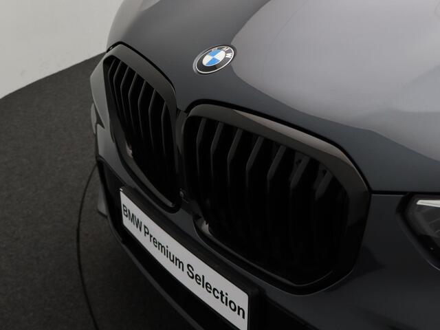 BMW X5 xDrive45e High Executive | M Sportpakket | Comfortstoelen | Trekhaak | Driving Assist. Prof. | HiFi | 21''