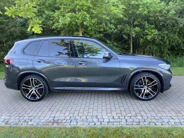 BMW X5 xDrive45e High Executive M-Sport Pano, Head-up, Sport Stoelen