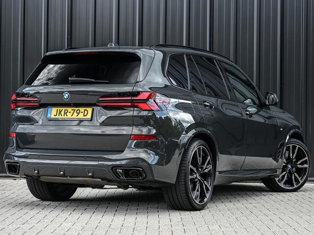 BMW X5 xDrive50e | M-Sport Pro | Panoramadak | Stoelmassage en -Ventilatie | Harman/Kardon | Head-Up | 360 Camera | Gesture Controle | Memory Seats | Luchtvering | Soft Close |