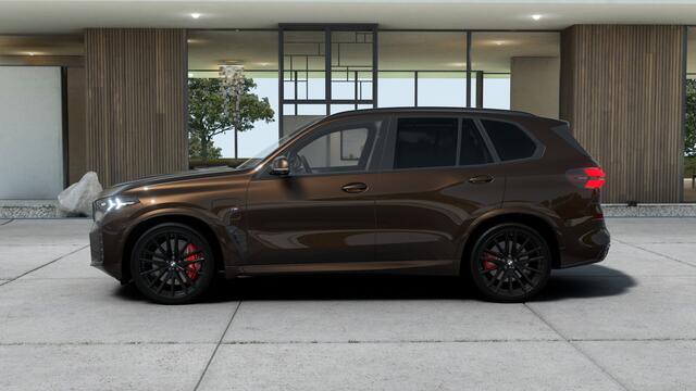 BMW X5 xDrive50e M Sport Automaat / Trekhaak / Panoramadak Sky Lounge / Comfortstoelen / Comfort Access / Soft-Close / Parking Assistant Professional