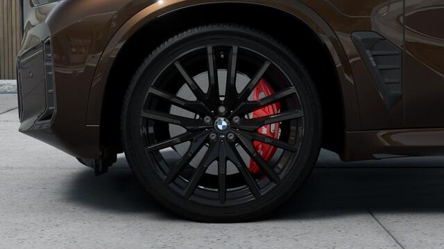 BMW X5 xDrive50e M Sport Automaat / Trekhaak / Panoramadak Sky Lounge / Comfortstoelen / Comfort Access / Soft-Close / Parking Assistant Professional