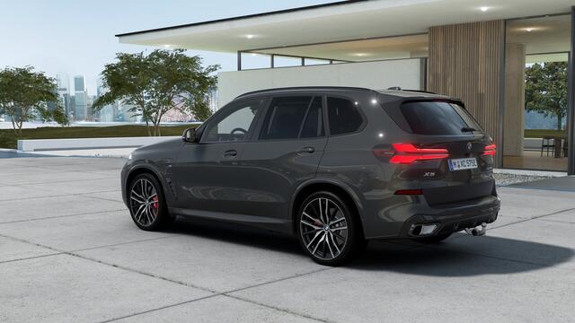BMW X5 xDrive50e M Sport Automaat / Panoramadak / Trekhaak / Comfortstoelen / Parking Assistant Professional / Massagefunctie / Soft-Close / Active Steering