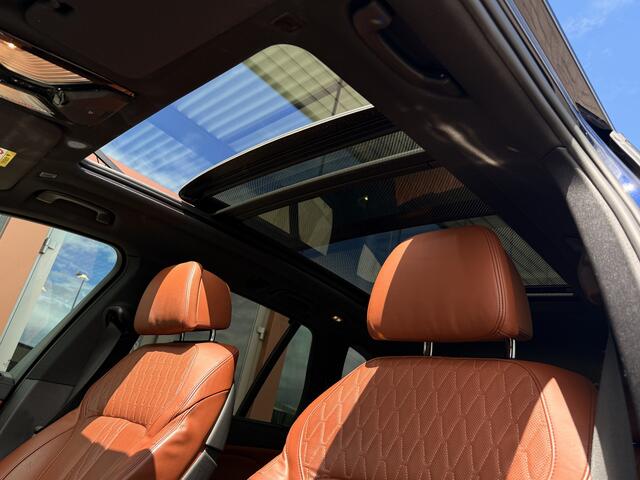 BMW X5 xDrive45e M-Sport Individual | ACC | H/K | Skylounge | Stoelverwarming \ verkoeling | Stuurverwarming | HUD | Luchtvering | Massage | Soft close | Laser | 22' Velgen | Afn. Trekhaak |