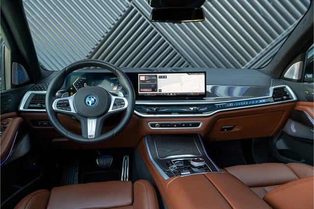 BMW X5 xDrive50e LCI M-sport Pro Pano M Seats Massage Bowers&Wilk. Luchtvering Head Up 360 Kristal Trekhaak