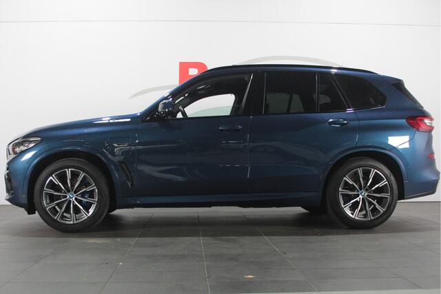 BMW X5 xDrive45e High Executive - M Sport / Pano / Luchtvering
