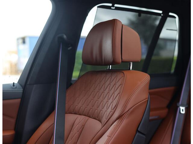 BMW X5 50e xDrive | Individual - Sky Lounge - Bowers & Wilkins